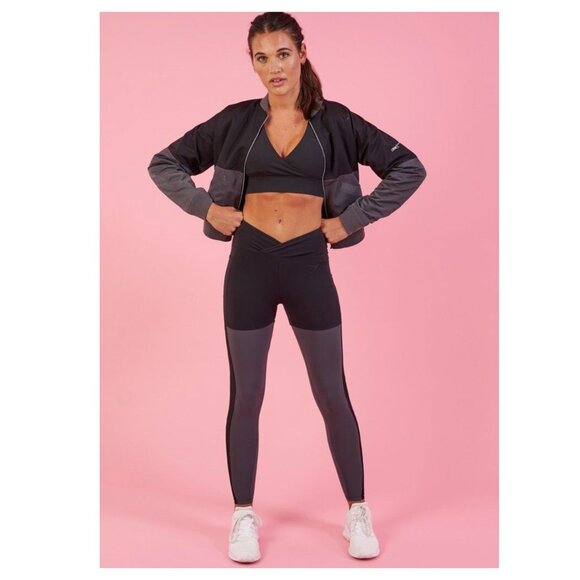 5/$100 SALE - Gymshark x Nikki Blackketter Dynamic Legging in Black - Picture 1 of 7